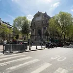 Gem 9 Min Walk To Notre-dame And Louvre Apartmán