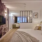 Gem 9 Min Walk To Notre-dame And Louvre Apartmán *