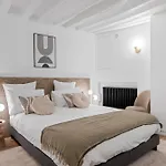 Gem 9 Min Walk To Notre-dame And Louvre Appartement *