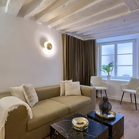 Cosy A 9 Min A Pied De La Cathedrale Notre Dame Paris