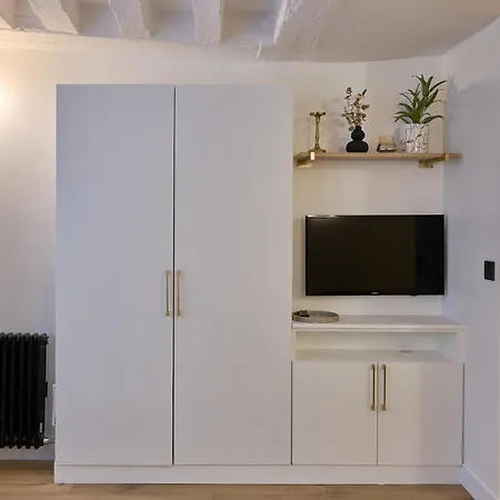 Gem 9 Min Walk To Notre-dame And Louvre *