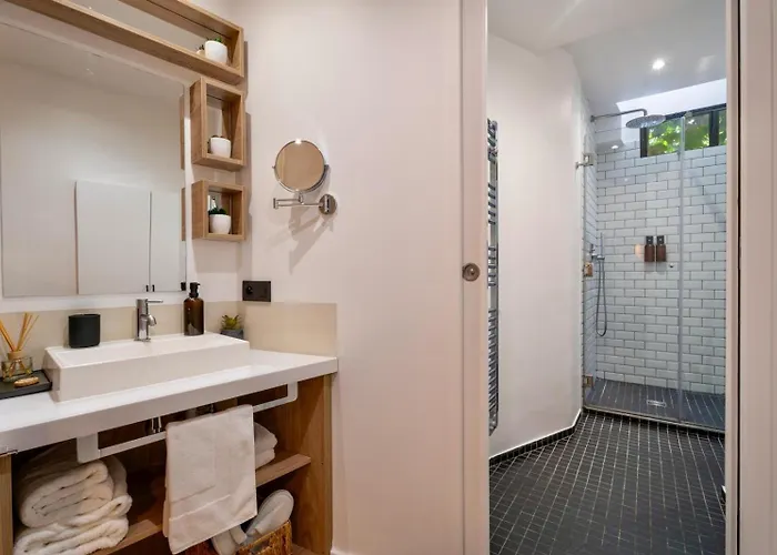 아파트 Gem 9 Min Walk To Notre-dame And Louvre 파리