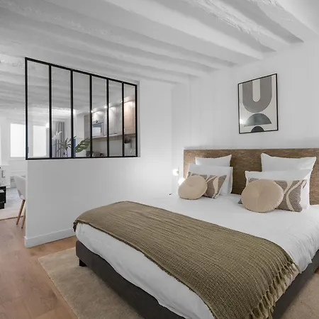 Gem 9 Min Walk To Notre-dame And Louvre باريس